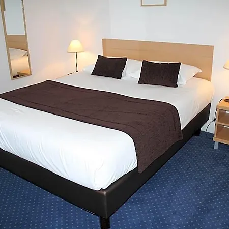 De La Rhune Hotel 3*